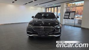 Mercedes-Benz E-Class E350 4MATIC Exclusive 2023 года из Южной Кореи