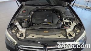 Mercedes-Benz E-Class E350 4MATIC Exclusive 2023 года из Южной Кореи