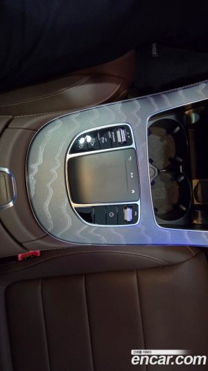 Mercedes-Benz E-Class E350 4MATIC Exclusive 2023 года из Южной Кореи