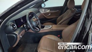 Mercedes-Benz E-Class E350 4MATIC Exclusive 2023 года из Южной Кореи