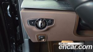 Mercedes-Benz E-Class E350 4MATIC Exclusive 2023 года из Южной Кореи