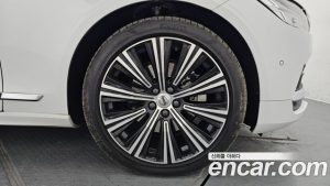 Volvo S90 B5 Inscription 2022 года из Южной Кореи