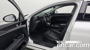 Kia K5 2.0 2024 года из Южной Кореи