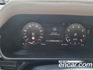 Land Rover Defender 110 P300 X- SE 2023 года из Южной Кореи
