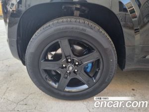 Land Rover Defender 110 P300 X- SE 2023 года из Южной Кореи