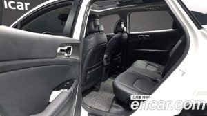 Kia Sportage Бензин 1.6 Turbo 2WD 2024 года из Южной Кореи