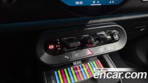 Mini Countryman ALL4 CLASSIC 2024 года из Южной Кореи