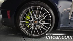 Porsche Panamera 2.9 AWD 2023 года из Южной Кореи