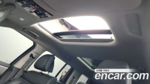 Hyundai Santafe Бензин 2.5T 2WD 2024 года из Южной Кореи