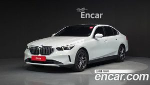 BMW 5-Series 520i 2025 года из Южной Кореи
