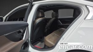 BMW 5-Series 520i 2025 года из Южной Кореи