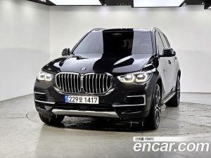 BMW X5 xDrive 30d xLine 2023 года из Южной Кореи