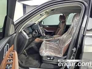 BMW X5 xDrive 30d xLine 2023 года из Южной Кореи