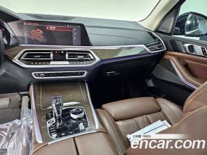 BMW X5 xDrive 30d xLine 2023 года из Южной Кореи
