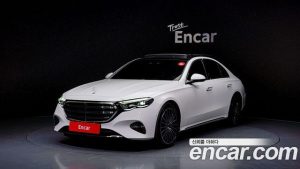 Mercedes-Benz E-Class E450 4MATIC 2024 года из Южной Кореи
