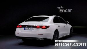 Mercedes-Benz E-Class E450 4MATIC 2024 года из Южной Кореи