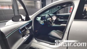Mercedes-Benz E-Class E450 4MATIC 2024 года из Южной Кореи