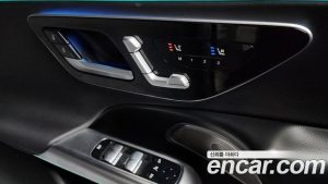 Mercedes-Benz E-Class E450 4MATIC 2024 года из Южной Кореи
