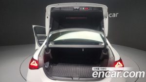 Mercedes-Benz E-Class E450 4MATIC 2024 года из Южной Кореи