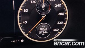 Bentley Flying Spur 4.0 2022 года из Южной Кореи