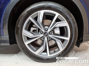 Audi Q4 e-tron 40 Premium Sportback 2023 года из Южной Кореи