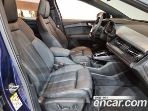 Audi Q4 e-tron 40 Premium Sportback 2023 года из Южной Кореи