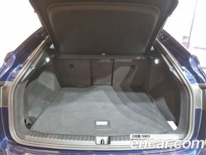 Audi Q4 e-tron 40 Premium Sportback 2023 года из Южной Кореи