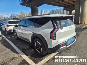 Kia EV9 Long Range 2024 года из Южной Кореи