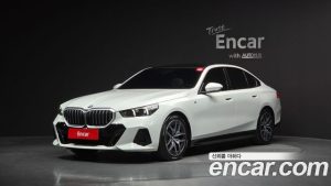 BMW 5-Series 520i M Sport 2025 года из Южной Кореи