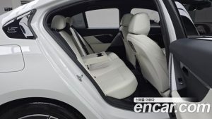 BMW 5-Series 520i M Sport 2025 года из Южной Кореи