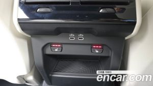 BMW 5-Series 520i M Sport 2025 года из Южной Кореи