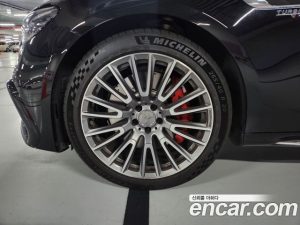 Mercedes-Benz E-Class AMG E53e 4MATIC+ 2025 года из Южной Кореи