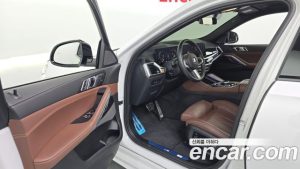 BMW X6 xDrive40i M Sport 2024 года из Южной Кореи