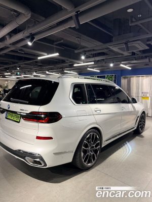 BMW X7 xDrive 40i M Sport 6 2025 года из Южной Кореи