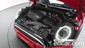 Mini Cooper CLASSIC 2023 года из Южной Кореи