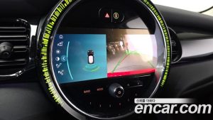 Mini Cooper CLASSIC 2023 года из Южной Кореи