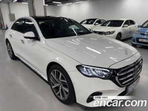 Mercedes-Benz E-Class E220d 4MATIC Exclusive 2025 года из Южной Кореи