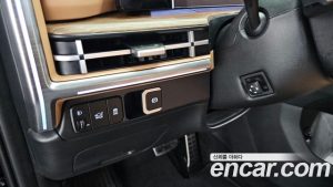 Hyundai Santafe Бензин 2.5T 2WD 2024 года из Южной Кореи