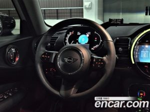 Mini Clubman CLASSIC 2024 года из Южной Кореи