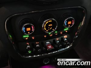 Mini Clubman CLASSIC 2024 года из Южной Кореи