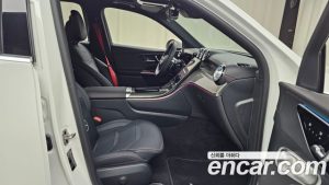 Mercedes-Benz GLC-Class AMG GLC43 4MATIC 2025 года из Южной Кореи