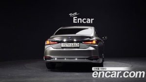 Lexus ES Luxury Plus 2022 года из Южной Кореи