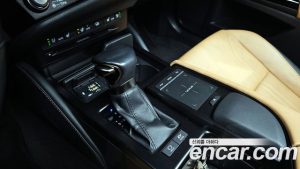 Lexus ES Luxury Plus 2022 года из Южной Кореи