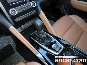 Renault-KoreaSamsung QM6 2.0 GDe RE 2WD 2025 года из Южной Кореи