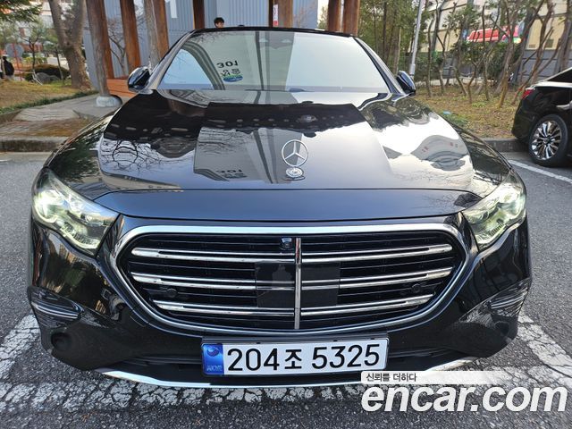 Mercedes-Benz E-Class E300 4MATIC Exclusive 2025 года из Кореи