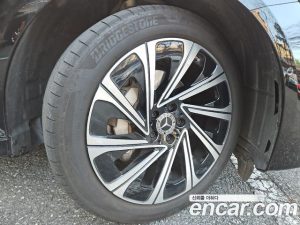 Mercedes-Benz E-Class E300 4MATIC Exclusive 2025 года из Южной Кореи