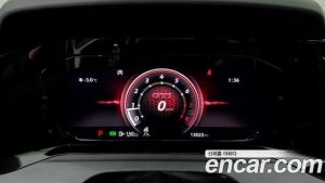 Volkswagen Golf 2.0 GTI 2024 года из Южной Кореи