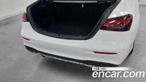 Mercedes-Benz E-Class E250 AMG Line 2023 года из Южной Кореи