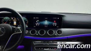 Mercedes-Benz E-Class E250 AMG Line 2023 года из Южной Кореи