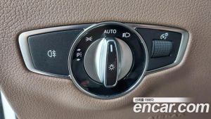 Mercedes-Benz E-Class E250 AMG Line 2023 года из Южной Кореи